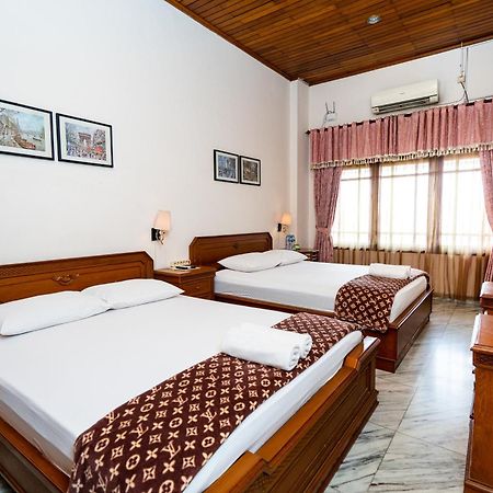 D Ajenk Boutique Guesthouse Kejayan Ngoại thất bức ảnh