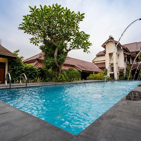 D Ajenk Boutique Guesthouse Kejayan Ngoại thất bức ảnh