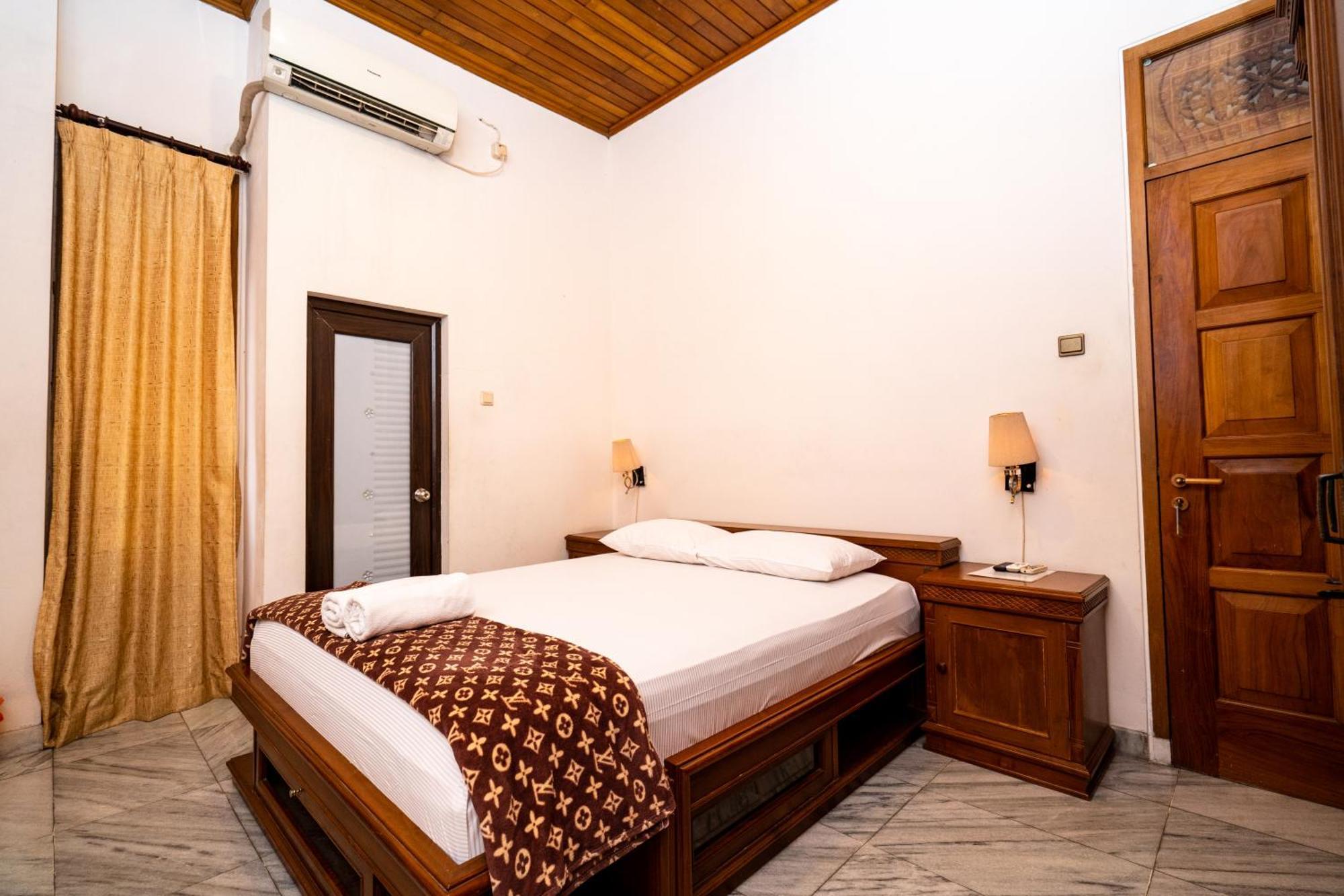 D Ajenk Boutique Guesthouse Kejayan Ngoại thất bức ảnh