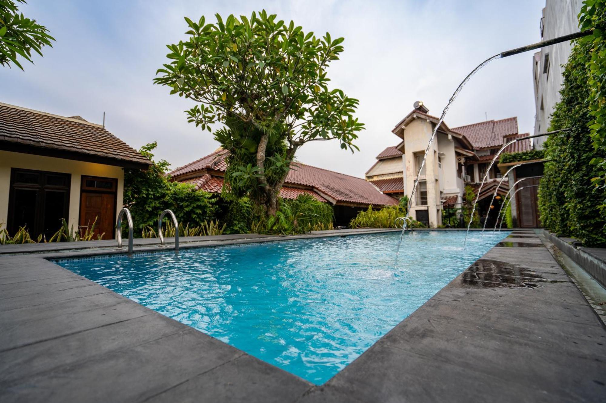 D Ajenk Boutique Guesthouse Kejayan Ngoại thất bức ảnh