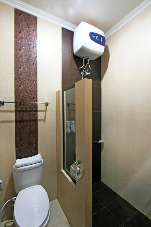 D Ajenk Boutique Guesthouse Kejayan Phòng bức ảnh